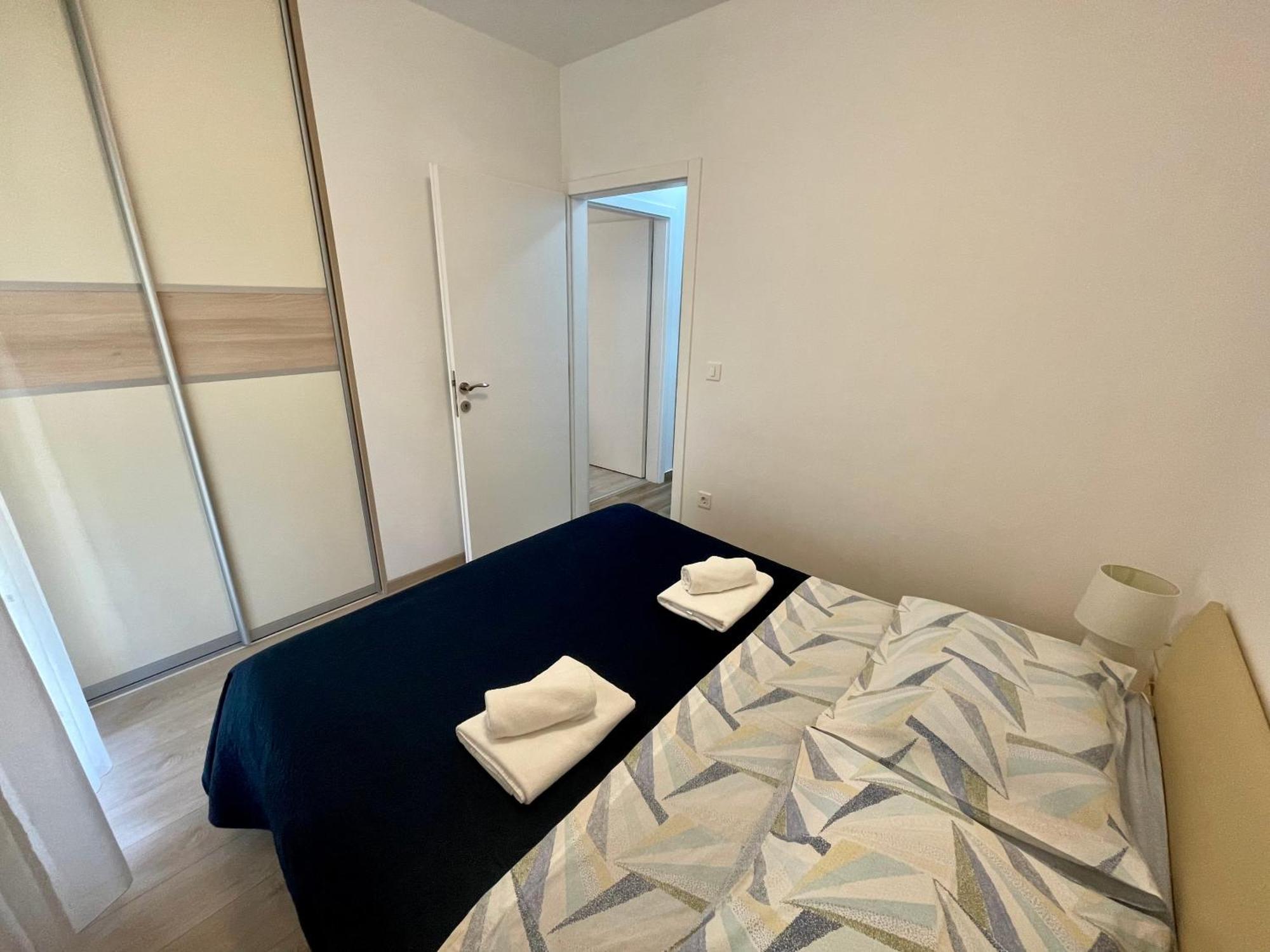 Apartments Dona Cres Esterno foto